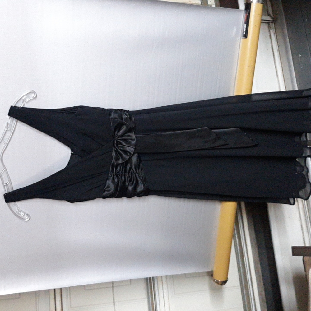 Connected Apparel Size 6 (SKU 47)